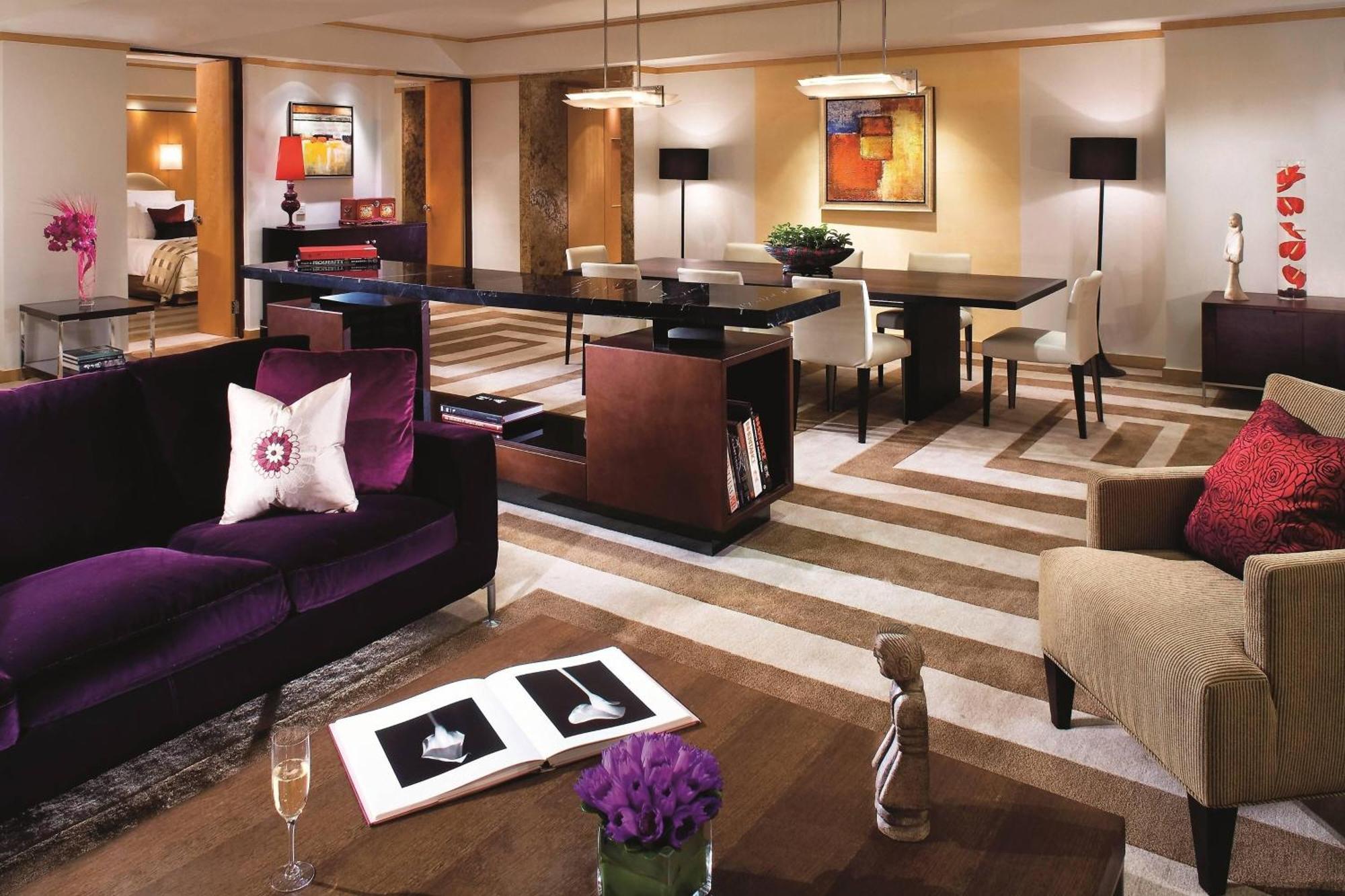 The Portman Ritz-carlton 5*