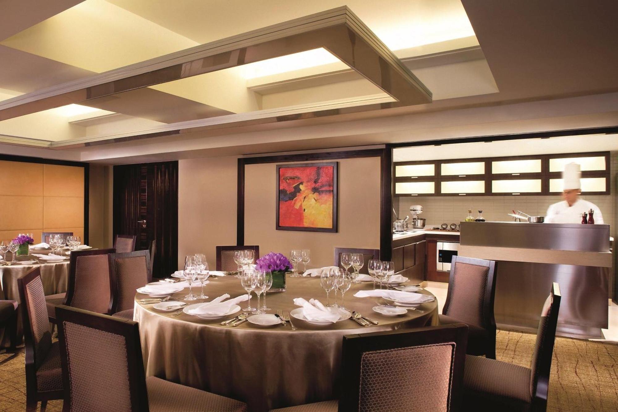 Hotel The Portman Ritz-carlton 5*